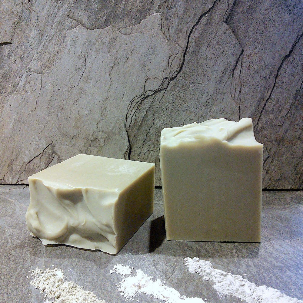 ESSENTIAL DETOX FACIAL BAR W CLAY CROPPED