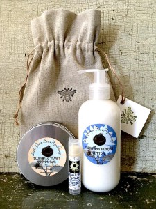 LOTION &amp; LIP BALM CARE TRIO